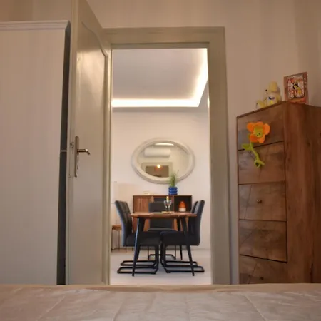 Chain Bridge Appartamento *