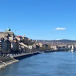 Apartment Chain Bridge Budapest