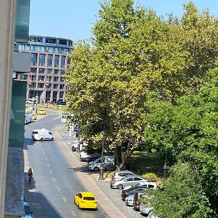 Apartment Chain Bridge Budapest